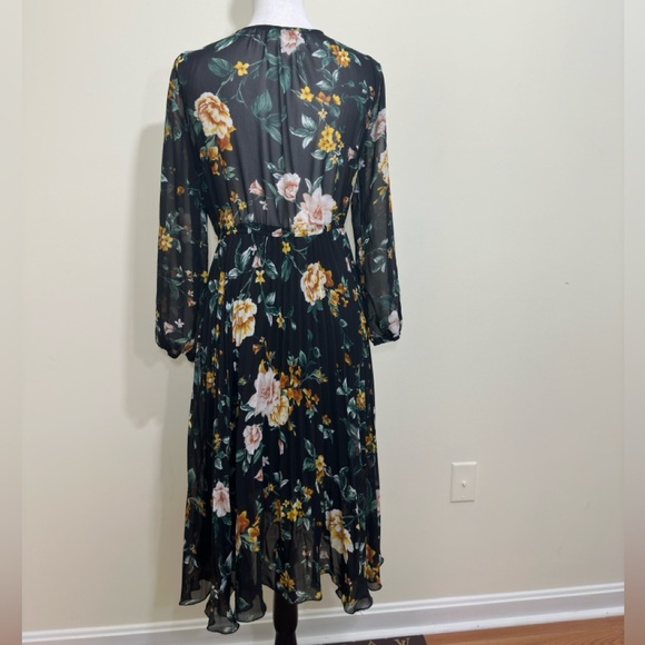 Indigo Rose | Woman BIack Chiffon Floral A-Line Pleated Flowy Lined Maxi - Picture 3 of 7